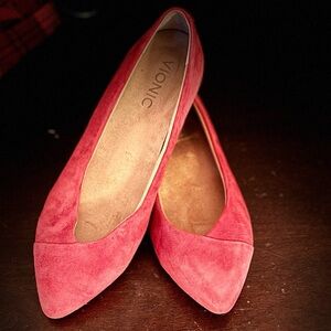 Vionic Women's Vibrant Red Suede Loafers